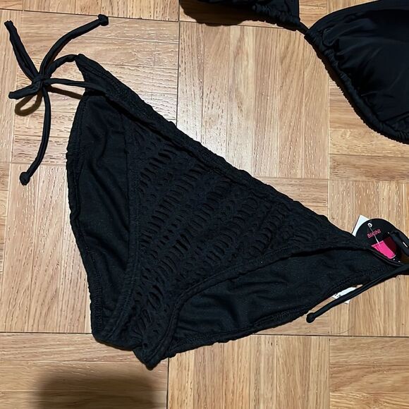 Black two piece bikini XL top M bottom - Picture 2 of 3